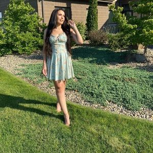 Meet your Posher, Rosalinda